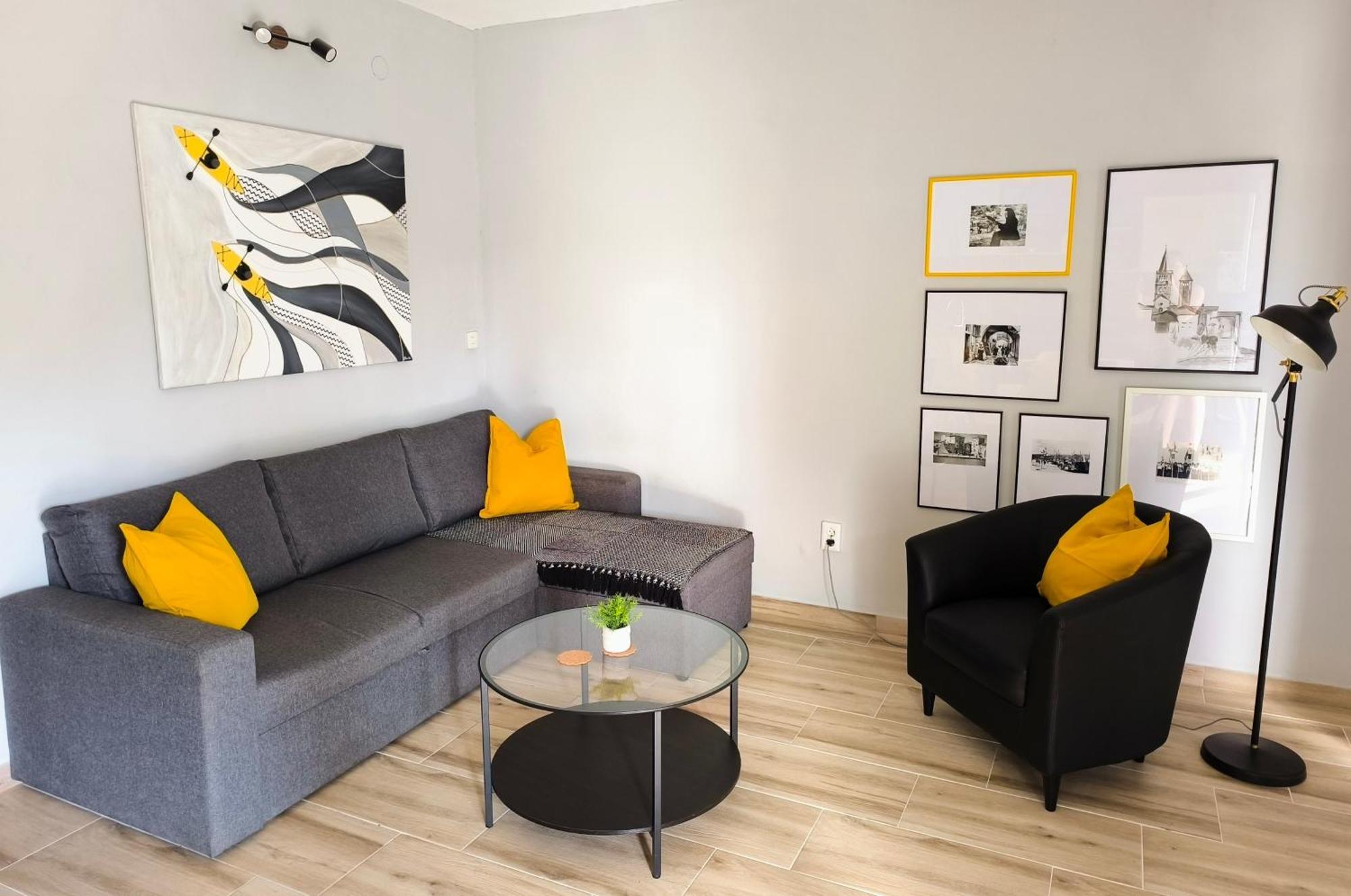 House Kapetanovic 3* Palit